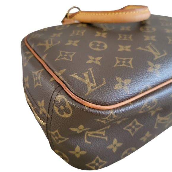 Louis Vuitton Monogram Trouville Handbag - Picture 3 of 16